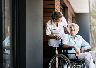 Home care nurse helps patients at home after surgery with House Call